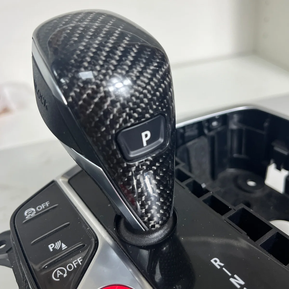 

Real Carbon Fiber Handbrake Replacement Gear Shift Knob Cover For BMW F40 F44 G42 G20 G21 X3 G01 G02 2022 G29 G22 G23 G26