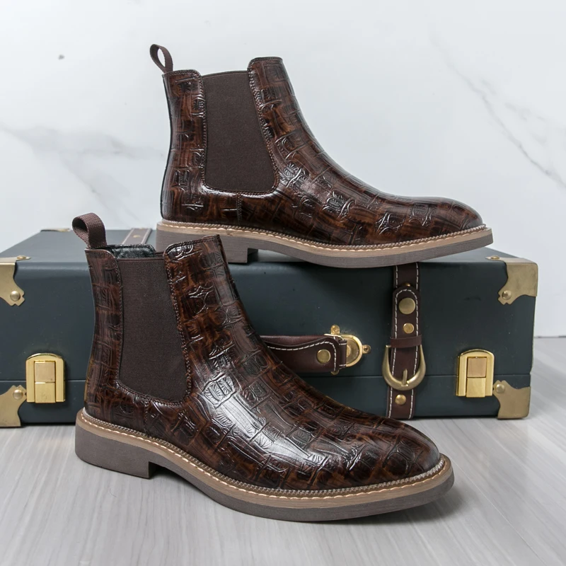 

Men Chelsea Boots with PU Embossed Round Toe Low Heel Comfortable Breathable Classic Simple Casual Men Boots