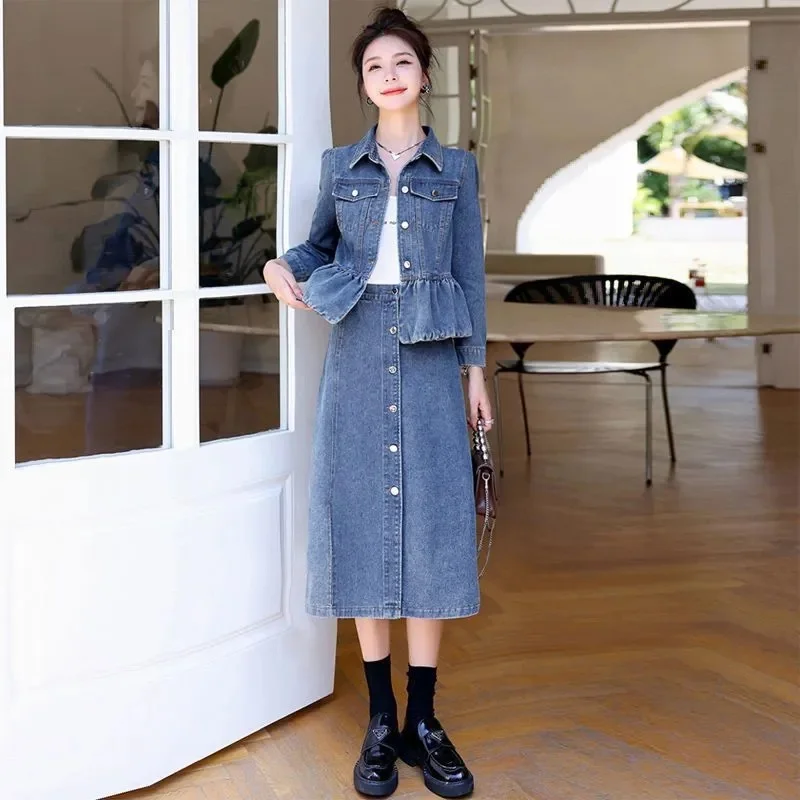 Cowboy Jacket Female New 2024 Spring And Aautumn New Korean Fashionable Floral Denim Jacket And Jean Skirt Two-Piece Suits Blue