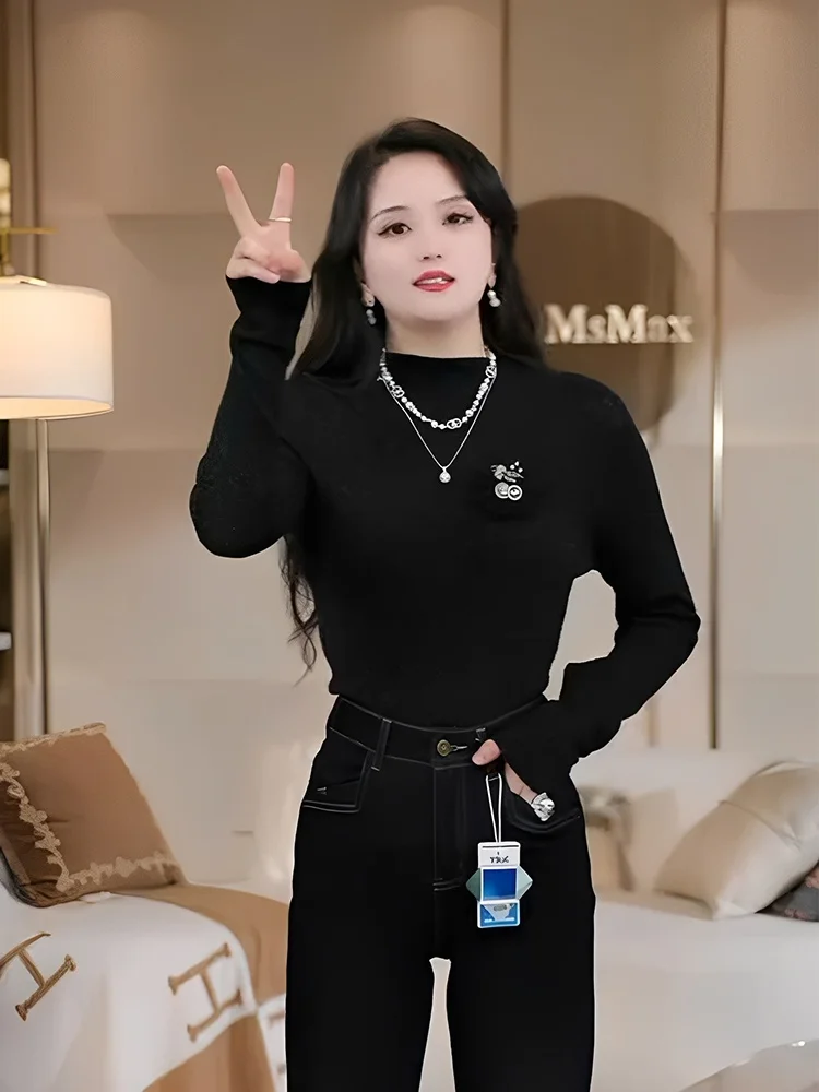 

Women's Woolen Knitted Base irt f High Collar Sparkling Long Sve Sweater Inner Wear Comfortable Warm Faionable Wint...