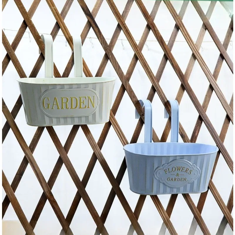 

Garden Oval Hanging Bucket Planter Detachable Balcony Suspension Hanging Basket Outdoor Balcony Garden Decor Gardening Planters