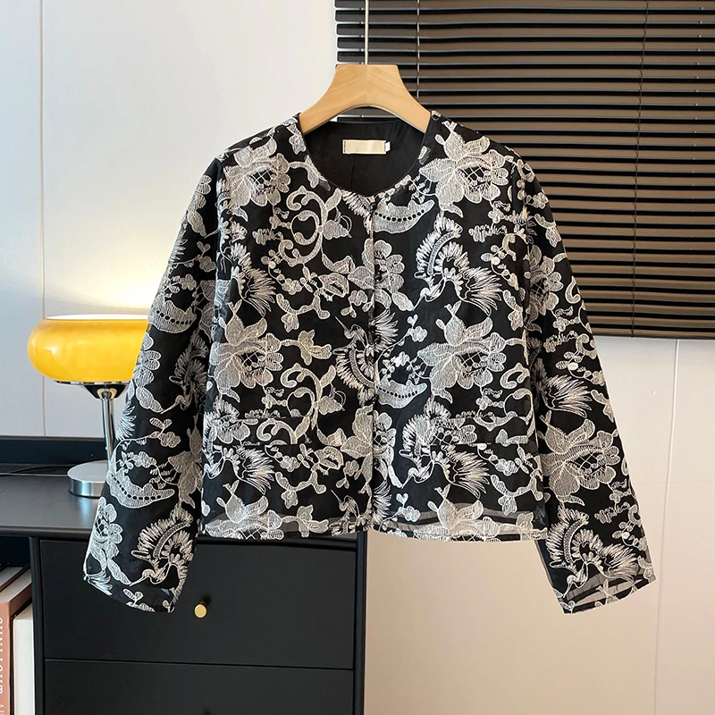 

New Chinese Sle Classical National Long Sve Embroidered Heavy Work round Ne Improved Ethnic Pattern Top Women's Faion