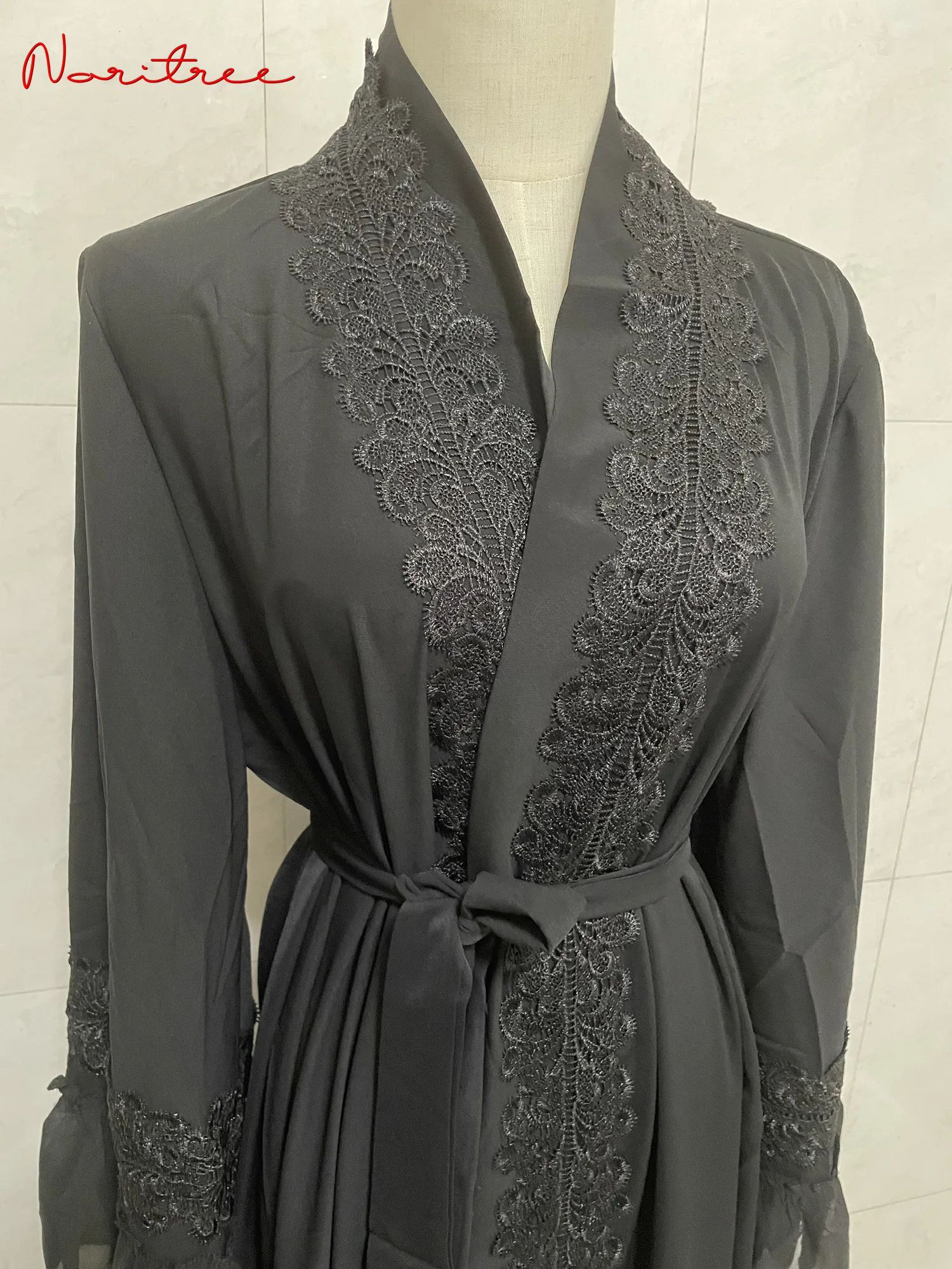 Fashion Lace Stitching Muslim Abaya Dubai Full Length Flare Sleeve Lace Abaya Dubai Turkey Muslim Islam Robe With Belt WY1391