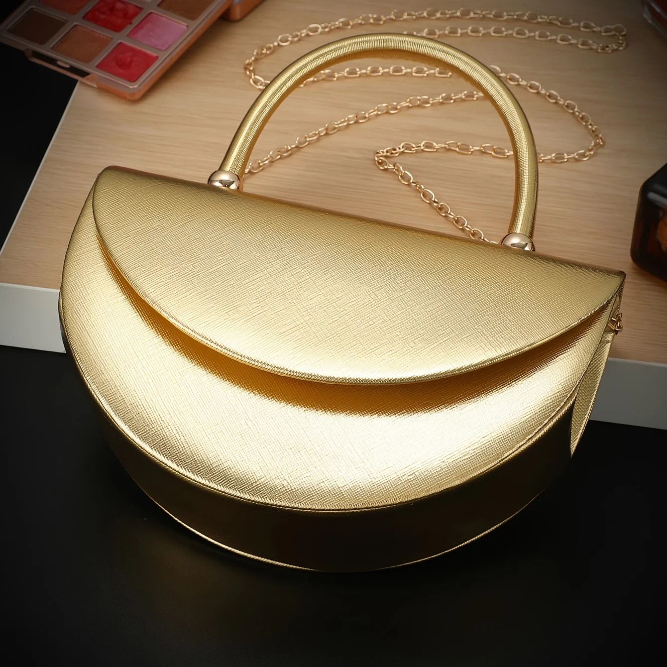 High-End Retro Evening Party Clutch Bag, Niche Design, Dress Bag for Romantic Dates, Large Interior Design, Versatile Bag