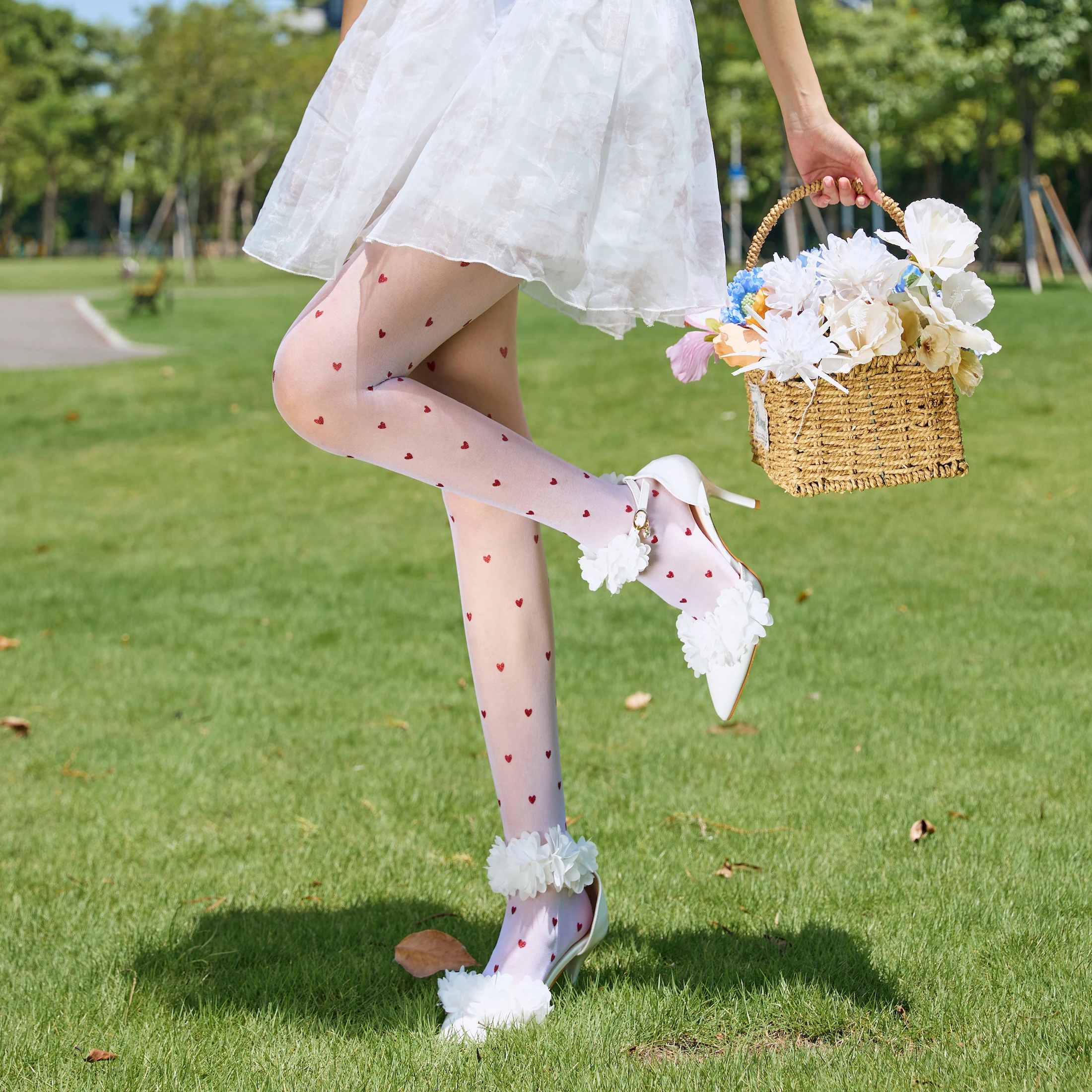 Cute lovely hearts New Designs tights print pantyhose for womens sheer white blue black gold pink red loves stockings