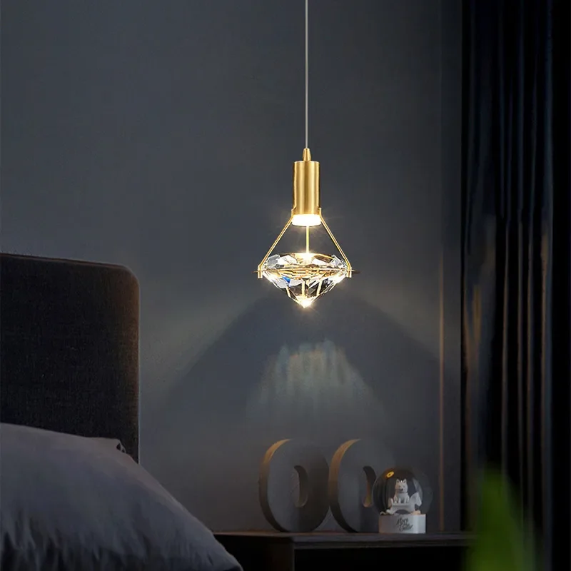 Lámpara LED de cristal K9, candelabro posmoderno personalizable para comedor, dormitorio y mesita de noche