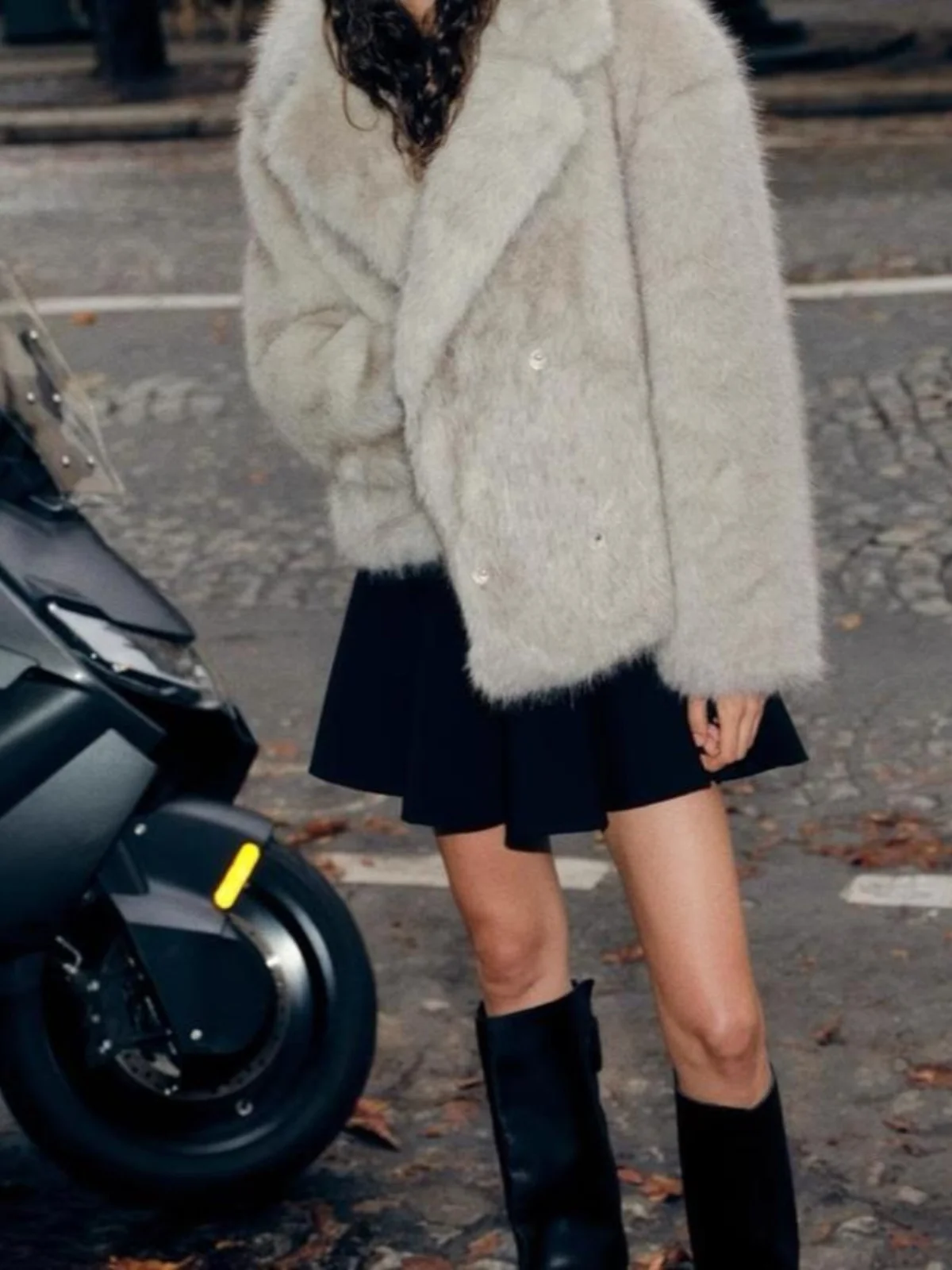 Kedatangan Baru Musim Gugur Musim Dingin Mantel Wanita ort Jaet Efek Bulu Tumpuk Serbaguna Pakaian Luar Bulu Imitasi Kasual Longgar Model Panjang