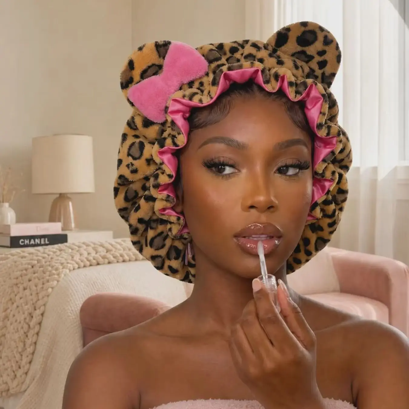 Luxury Leopard Print Pink Teddy Fleece Sleep Cap,Adjustable Satin Lining Anti-Frizz Hat, Comfortable Stretch