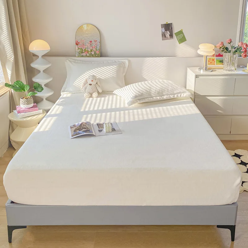 Solid color milk fleece fitted sheet 3-piece set thickened fully enclosed mattress cover winter warm mattress cover