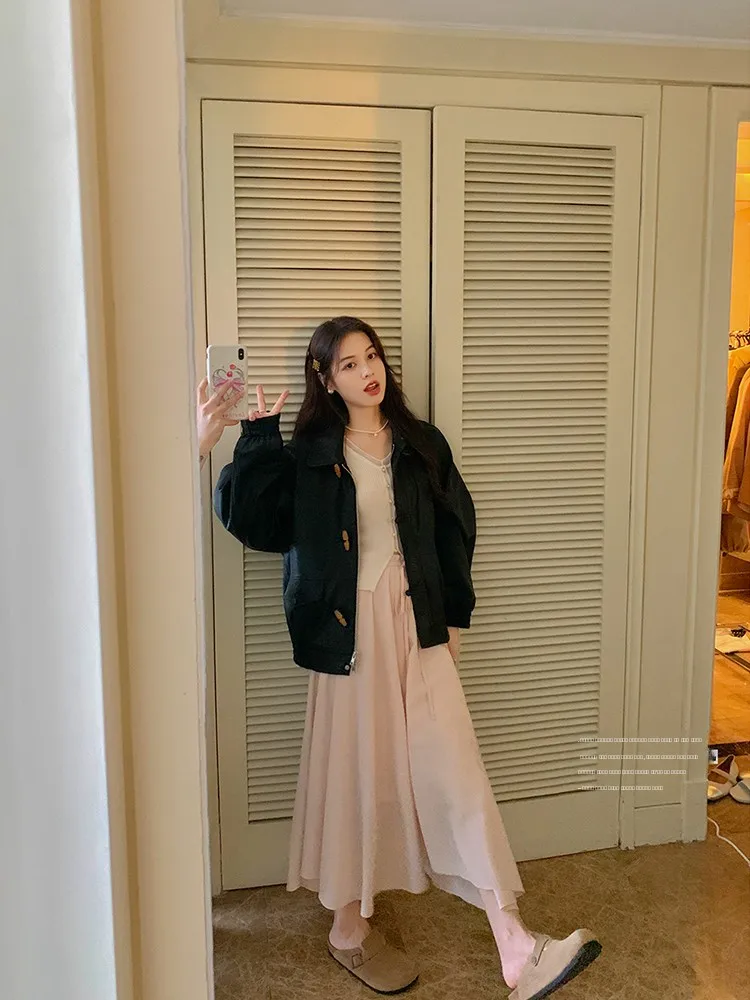 Jaqueta Feminina de Couro Vintage Miss Squirrel com Botões, Solta e Modeladora, para Início do Outono, Manga Longa