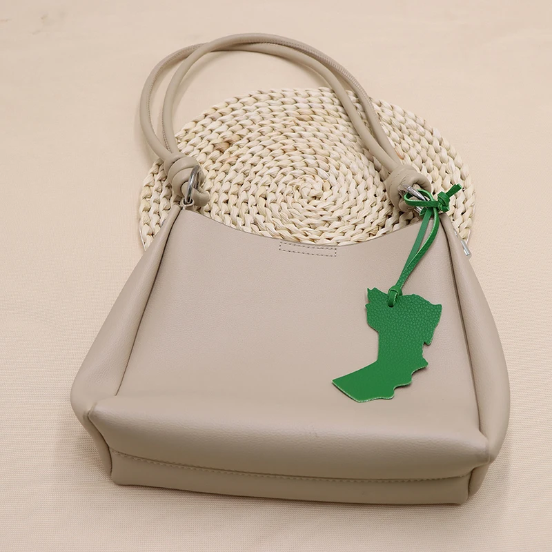 Oman Map Leather Bag Pendant Middle East Map Ladies Bag Pendant Jewelry Accessories Pendant