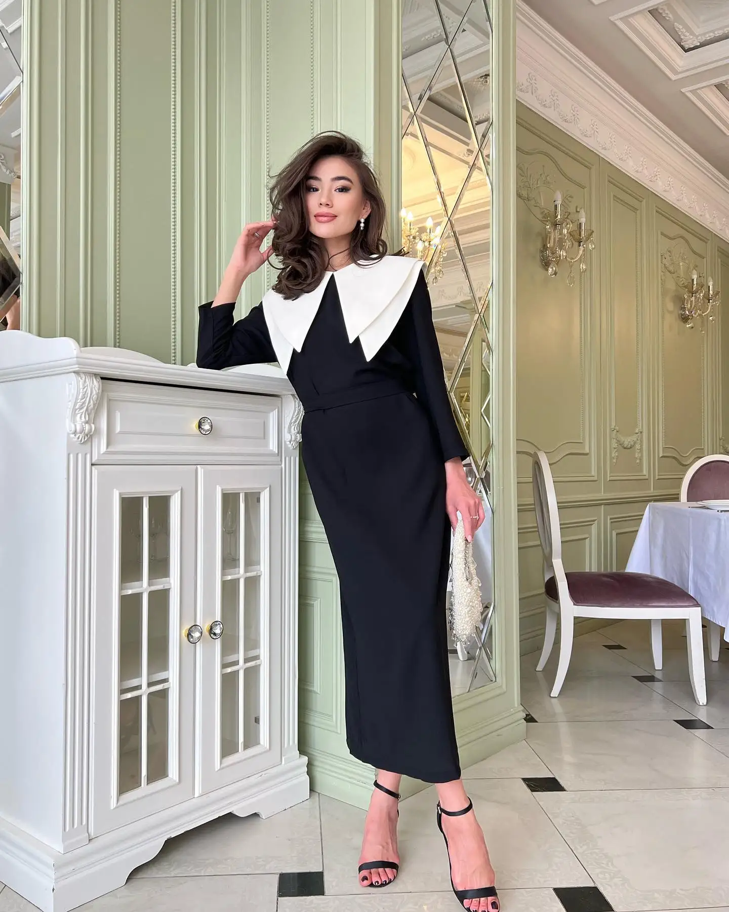 Aangepaste delicate jersey gelaagde avondjurken temperament lange mouwen ronde hals galajurk aangepast formaat beroemdheid