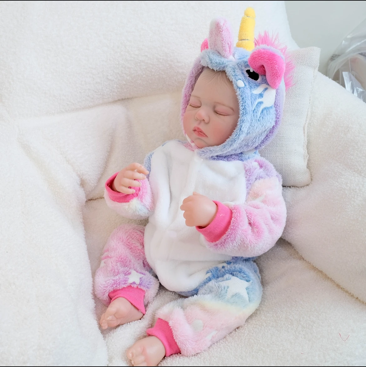 19" Charlotte Reborn Baby - Romper met eenhoornvoet, realistisch slaapgezicht en levensecht - Zoete verzamelbare kunstpop