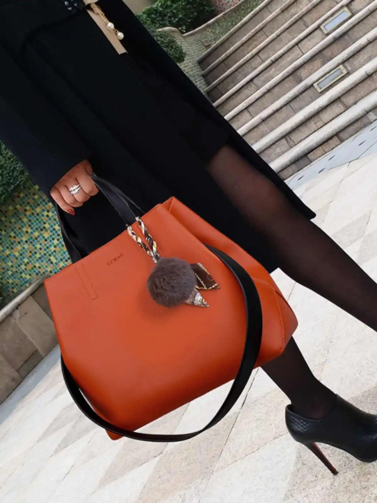 Women's Large Capacity Bucket Bag Spring/Summer New Style Wide Shoulder Strap Orange Handbag Single Shoulder Bag