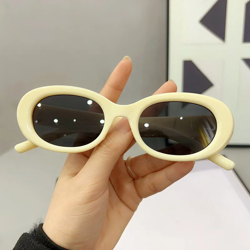 Modische ovale Sonnenbrille mit kleinem Rahmen, Retro-Sonnenbrille für Damen/Herren