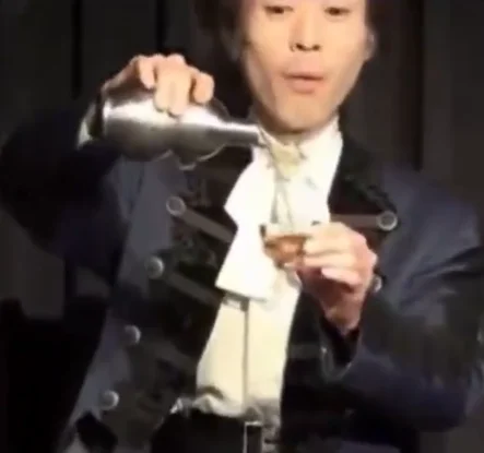 Endless Wine From Gourd Magic Tricks Wine Appearing From Empty Bottle Magie Stage Gimmick Accessories Props Comedy Illusion