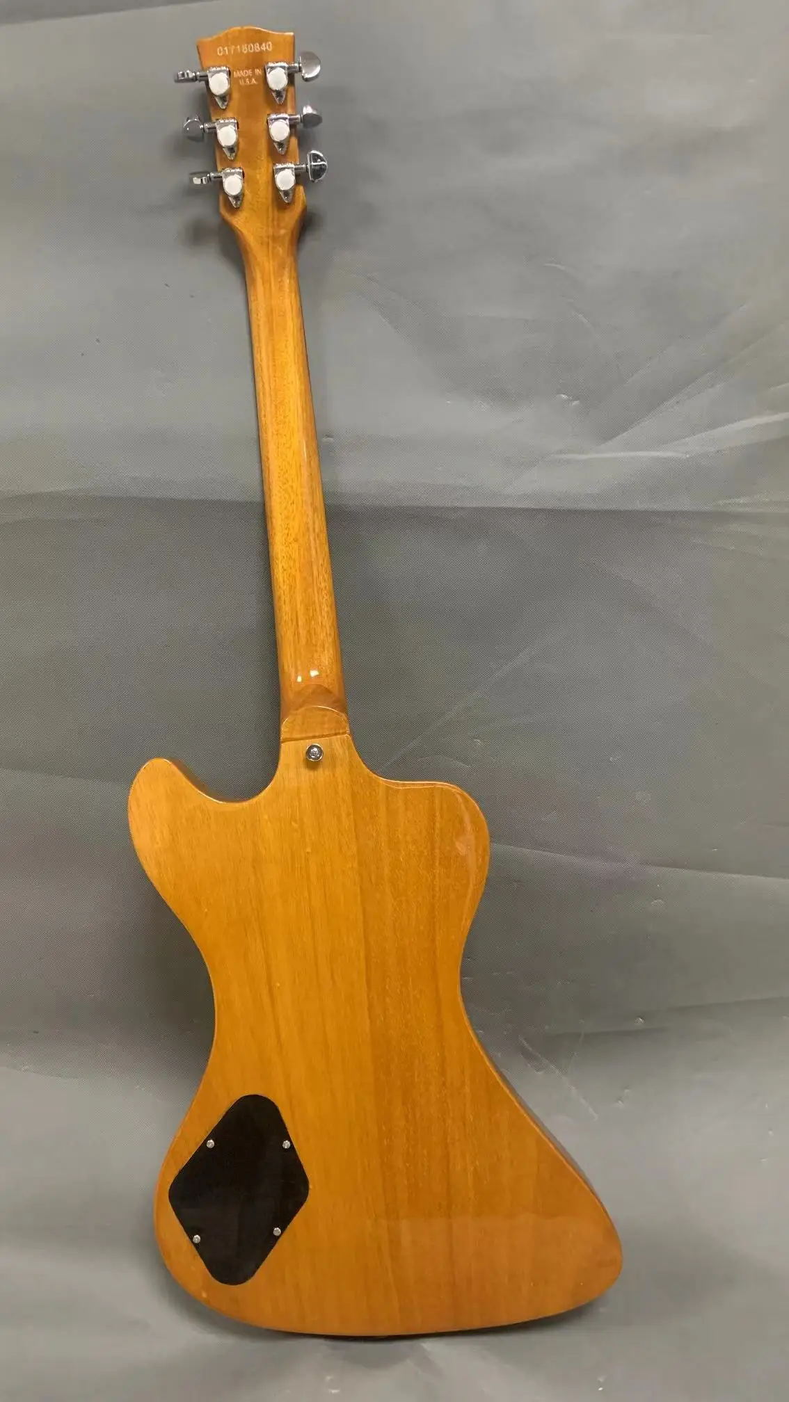 From China factory to manufacture high-end custom 6 string electric guitar, transparent yellow body, double pickup, free shippin