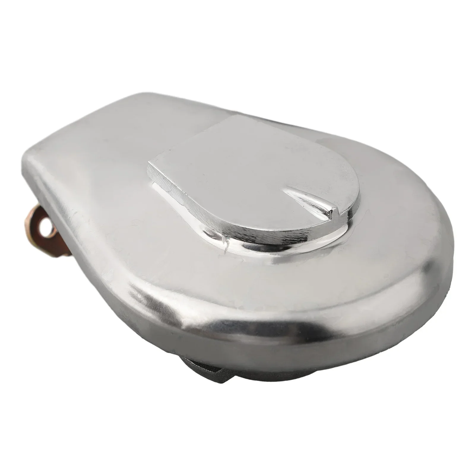 Upgrade Your Motorcycle's Appearance with this Fuel Gas Cap Tank Cover with 2 Keys for Honda VF750C VF750 VF 750 700