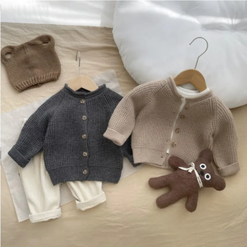 

Новый детский свитер с длинными рукавами, пальто, однотонный детский однотонный вязаный кардиган для мальчиков и девочек, детский хлопковый свитер, куртка, осень 2023 г.