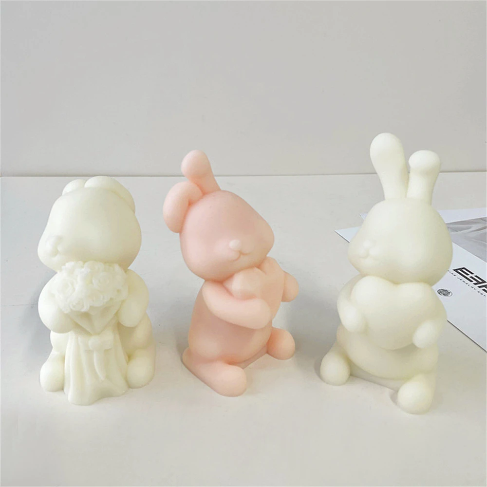 3D Cartoon Bunny Candle Mold Heart Hugging Rabbit Aromatherapy Candle Plaster Ornament Mold DIY Rabbit Handmade Soap Mould