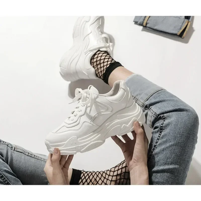 Zapatos De plataforma con suela gruesa para Mujer, zapatillas informales a la moda, color blanco, para primavera y otoño, novedad De 2023