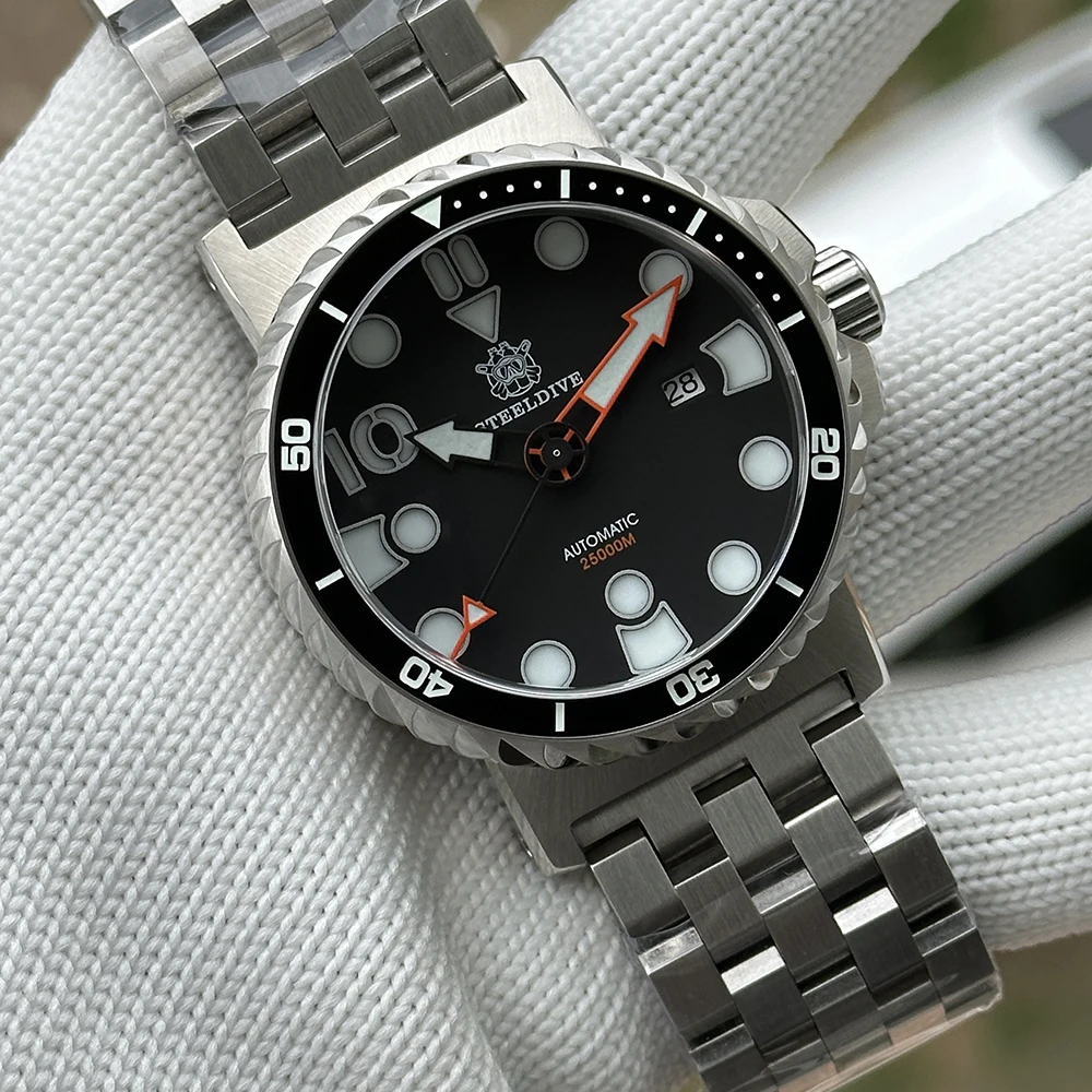 STEELDIVE Offizielle SD1982H blau leuchtende 46,5 mm 25000 m wasserdichte Saphirglas-Keramiklünette NH35 Herren-Taucheruhren mit Datum 5