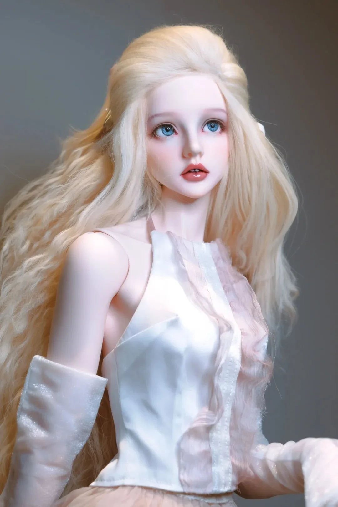 ตุ๊กตา BJD ขนาด 1/3 ปี 2026 สำหรับเด็กผู้หญิง รุ่น Juah ตัวผู้หญิง พร้อมดวงตาแบบ Sprite และขนตา  ข้อเสนอพิเศษ มีสินค้าในสต็อก ตุ๊กตาแต่งหน้า