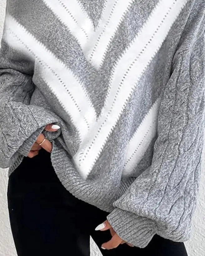 Suéter con manga acampanada y hombros descubiertos con estampado de Chevron