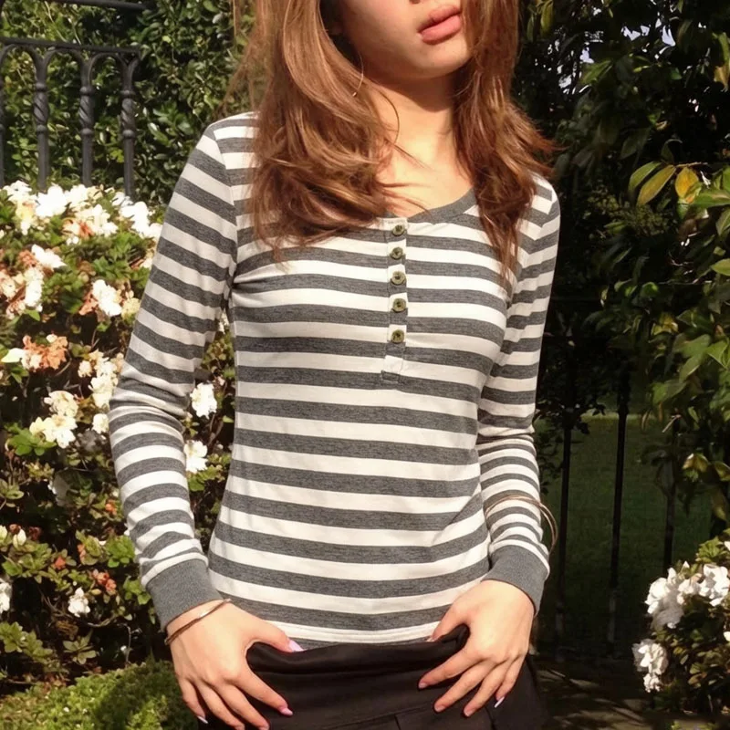 Autumn Color Blocking Striped Round Neck Inside Wear Slim Top Button Long Sleeved New Individuality Slimming Base T-Shirt Top