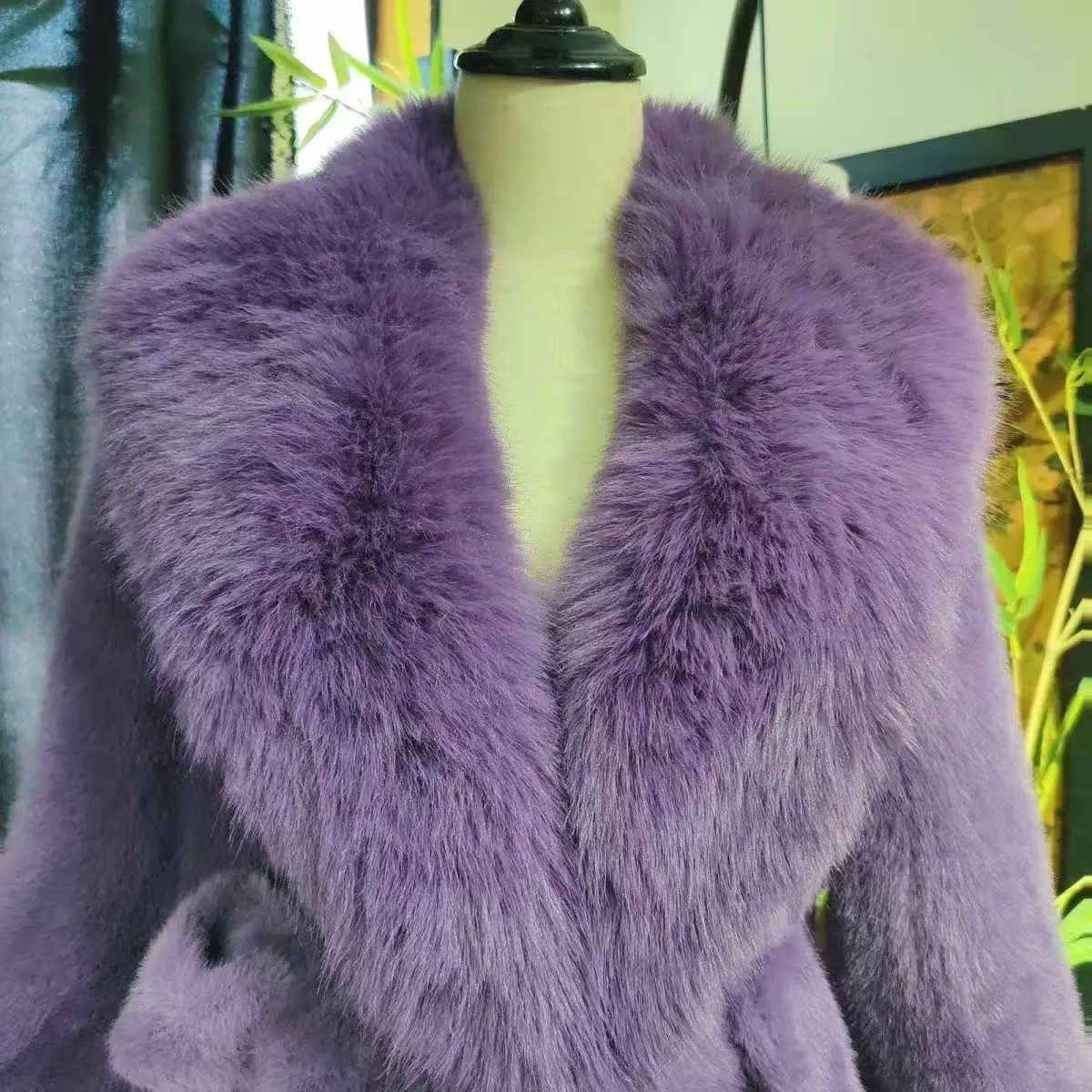 Luxury High Quality New Large Fur Collar Fur Coat Belt Slim Jacket Women Winter Warm Eco-Friendly Mink Fox Fur Coat Premium Tops