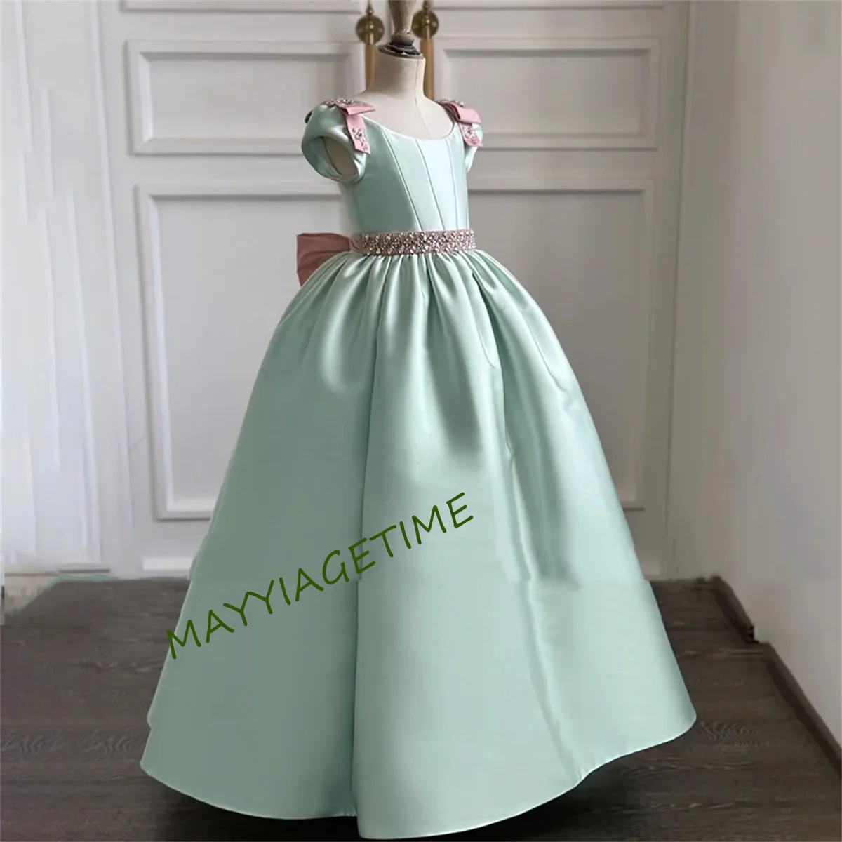 CustomFlower Girl Dresses For Wedding Elegant Princess Ball Gown For Kids Birthday Party Simple Bow Floor Length First Communion