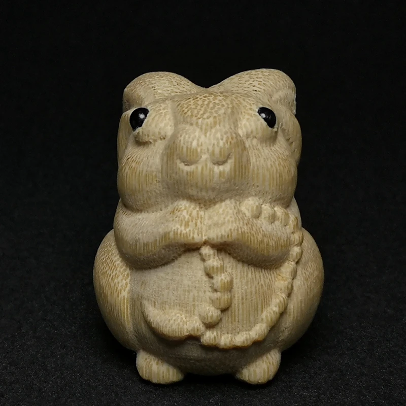 YIZHU CULTUER ART Size 5 × 3.9 cm Chinese Folk art Carved Bamboo root lovely Rabbit Statue Decoration Gift