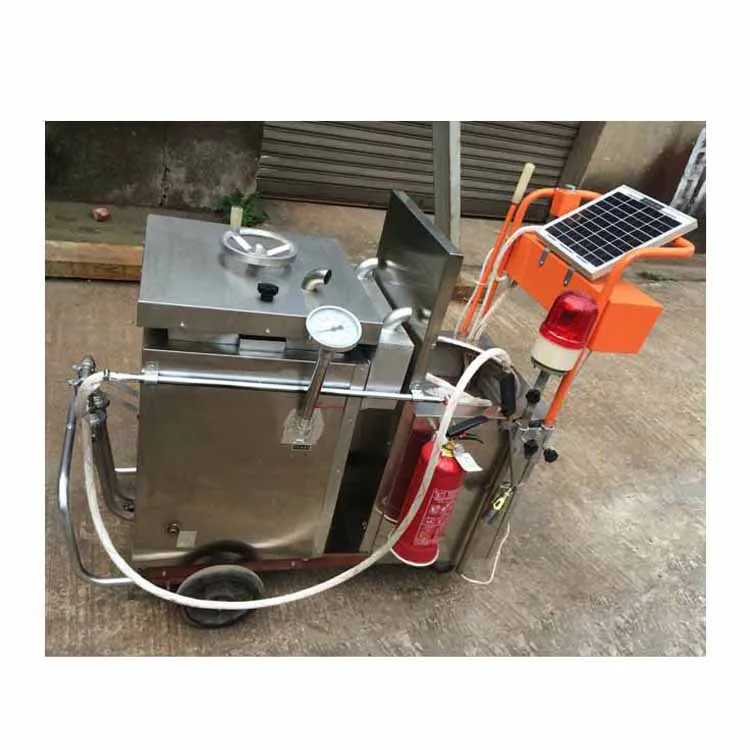 Automated 100L road crack heating machines for durable crack repair of blacktop driveway seam patching kettle products