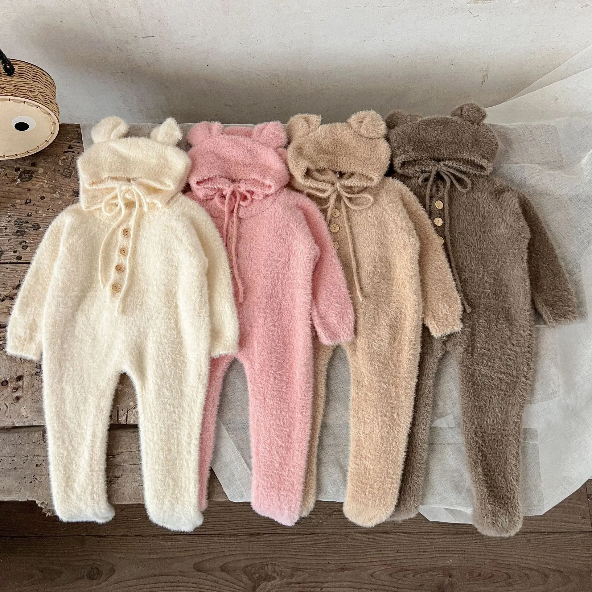 Infant Mink Fleece Knitted Cute Bear Footed Romper Hat 2Pcs Set Winter Cute Fluffy Baby Jumpsuit Bodysuit Outfit Ins Style