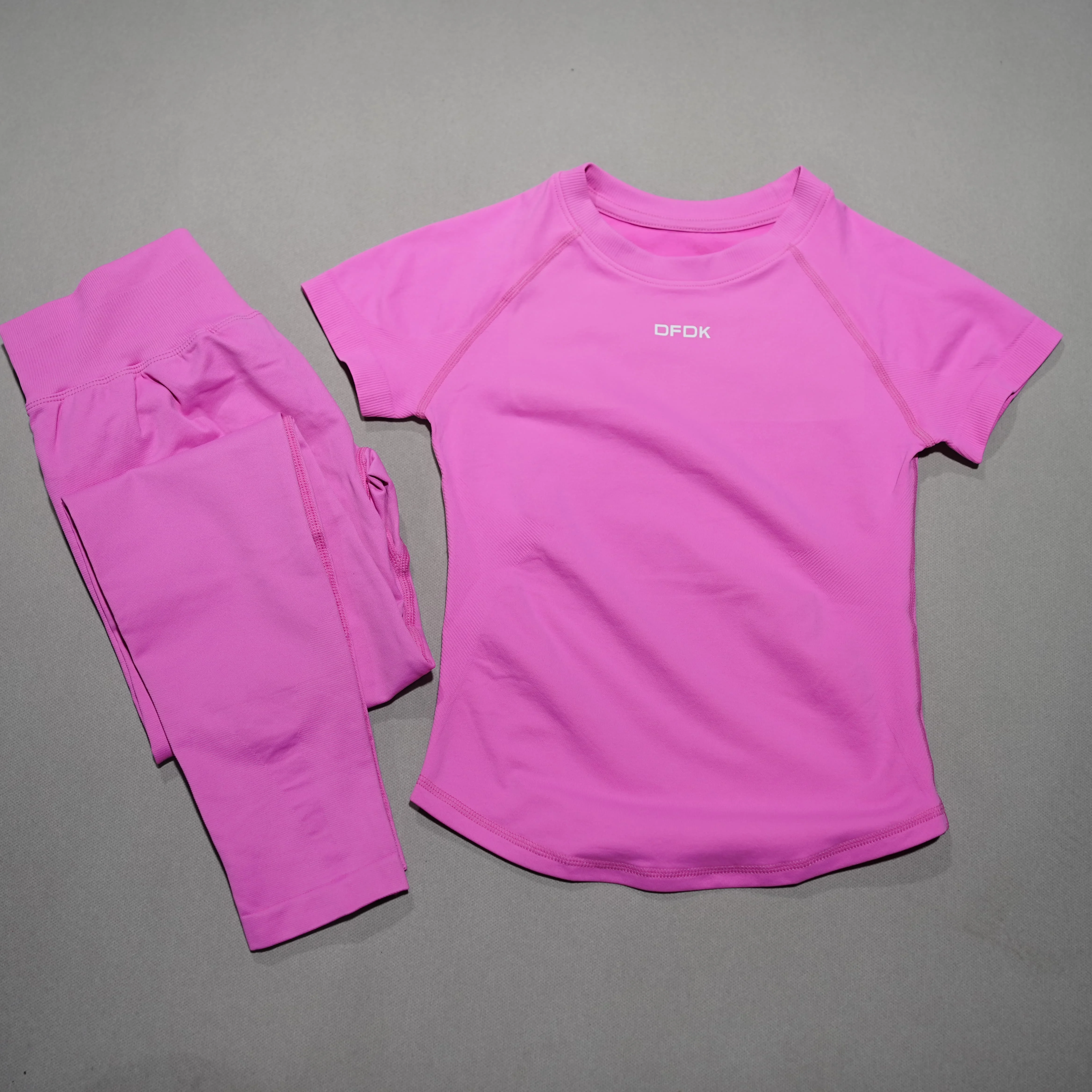 DFDK Women Two Piece Workout Set Short Sleeve Seamless Yoga Top