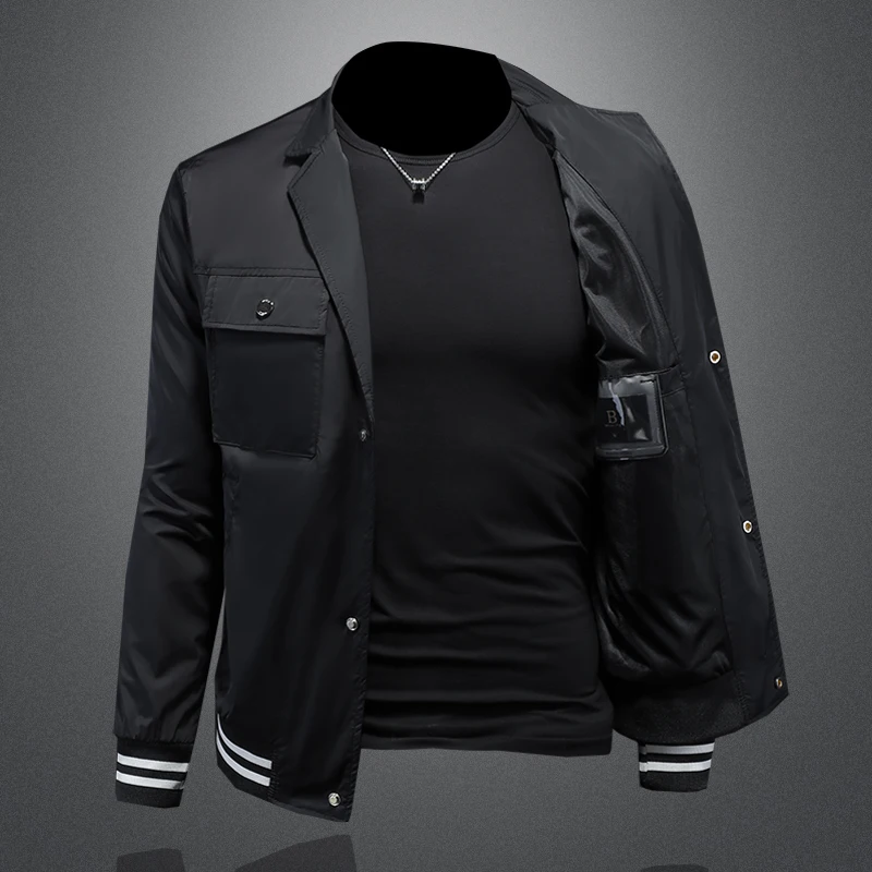 Jaket hitam modis dan berkualitas tinggi untuk pria dengan gaya unik dan kain sempurna mantel banyak saku pria