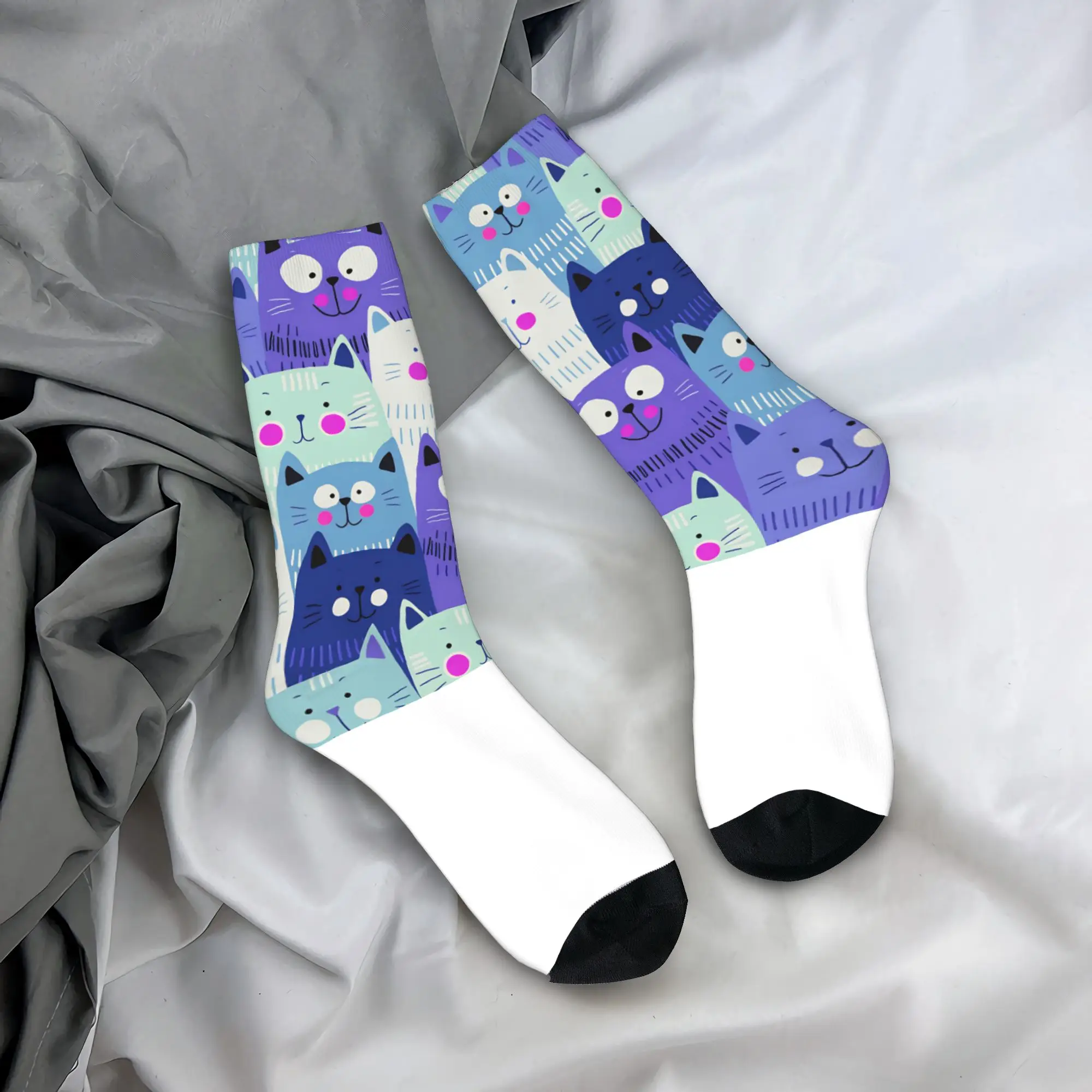 

Милые носки с мультяшными котиками, носки в стиле Харадзюку, осенние нескользящие мужские носки, средней мягкости, с графическим принтом, для бега и спорта