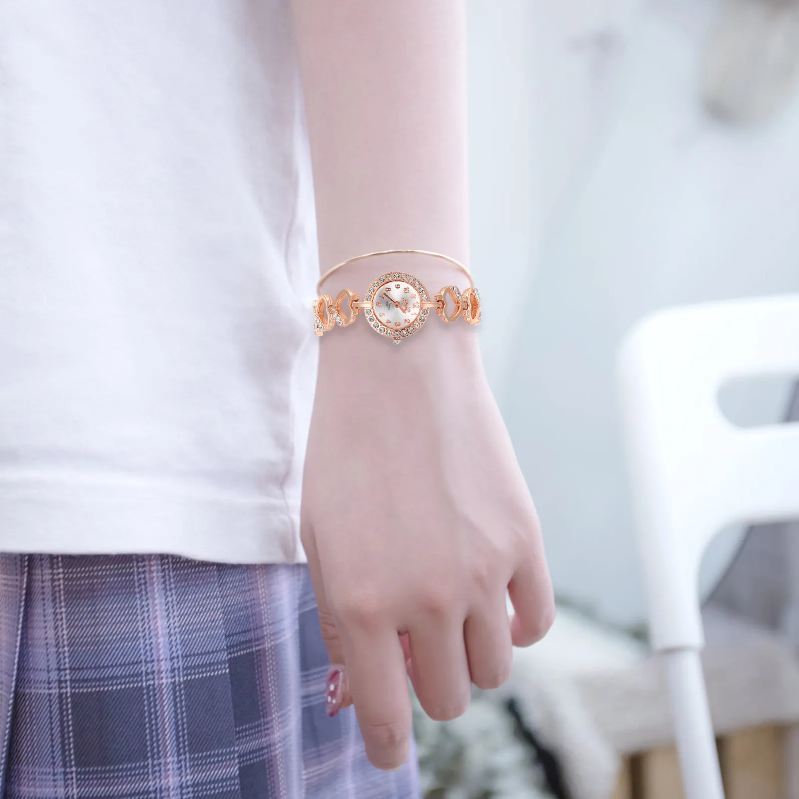 

Rhinestone Quartz Watch Rose Women Digital Wristwatch Delicate Design Birthday Gift Chic Wrist Decoration