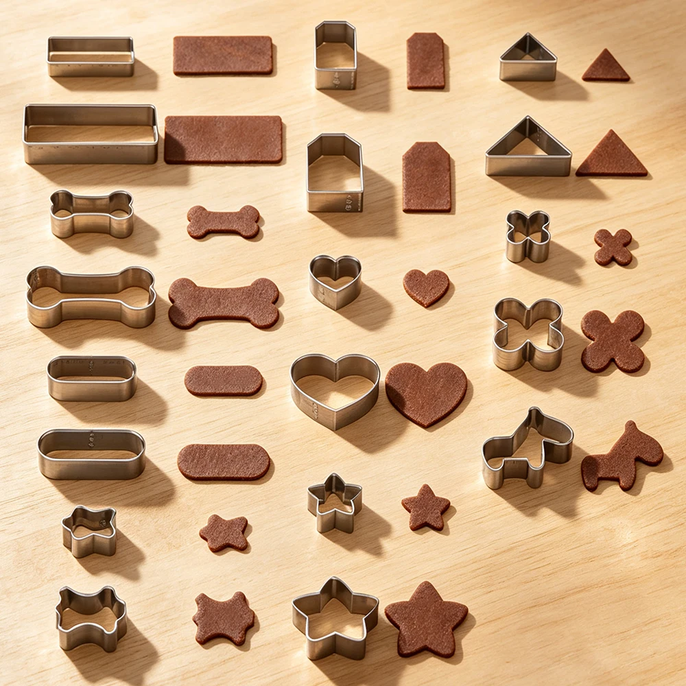 QJH 19Pcs Leather Crafting Mould Set - Square/ Heart/ Bone-Shaped / Star/ Oval/ Triangle/ Flower/ Horse - DIY Artisan Creations