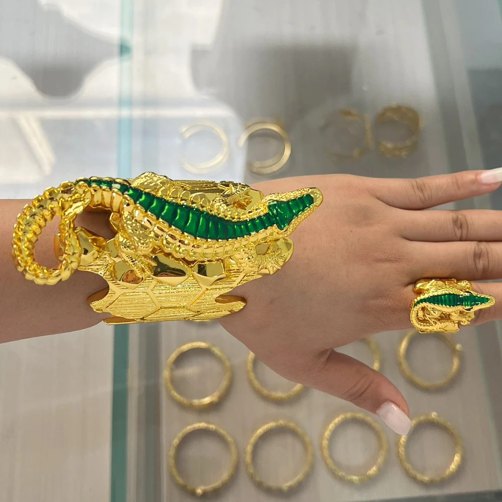

Indian Jewelry Gold Color Bracelets ring set Lizard Design Bangles ring for women jewelry set Girl Party Jewelry Wholesale