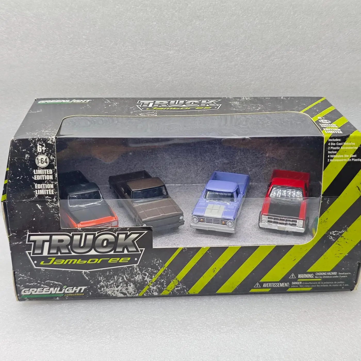 

1:64 Multi Car Perspective View Jamboree Green Machine Edition Зеленые колеса