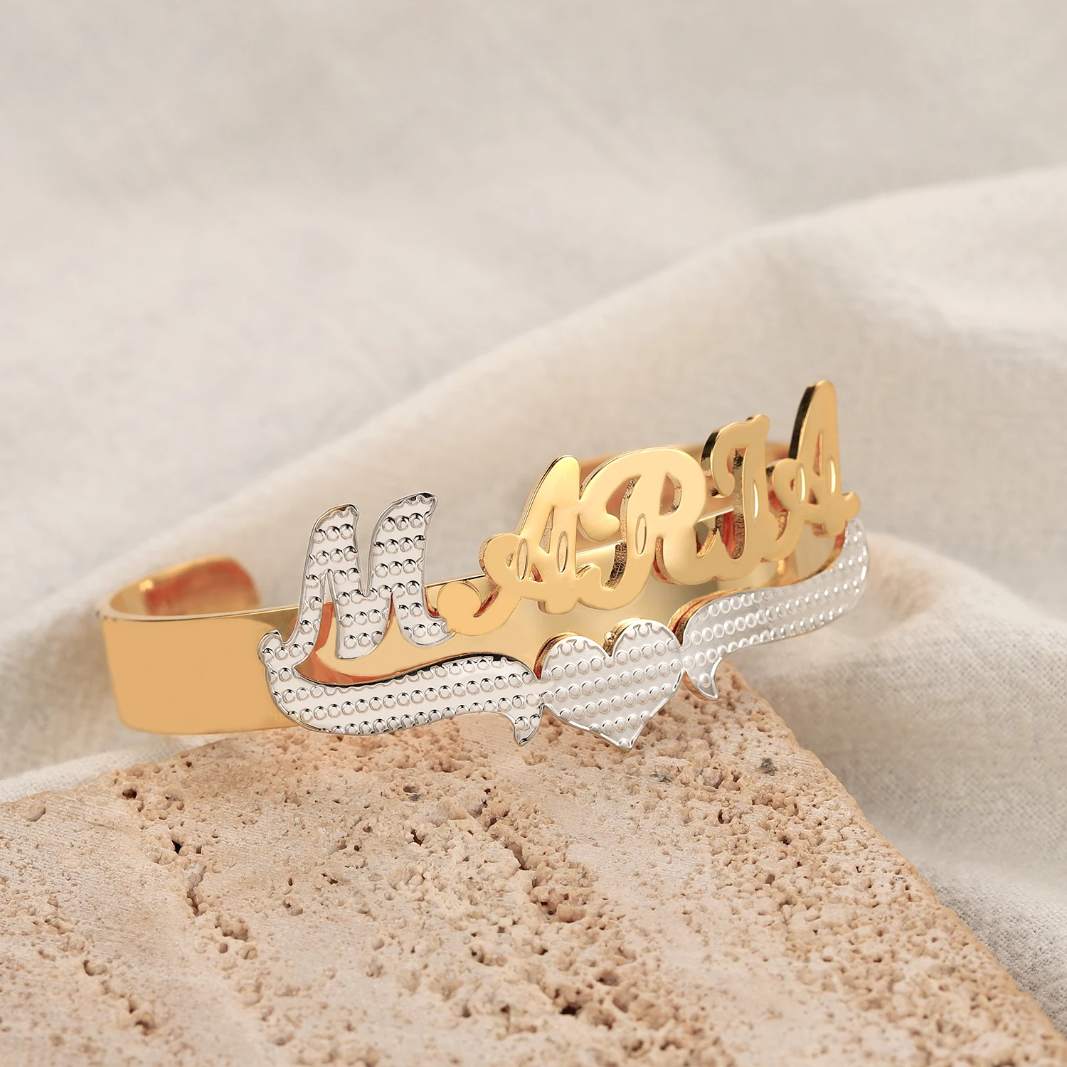 

Customized Bangles Name With Heart Two-Color Literal Bangles 18K Gold-plated Stainless Steel Personalized Bracelet For Women