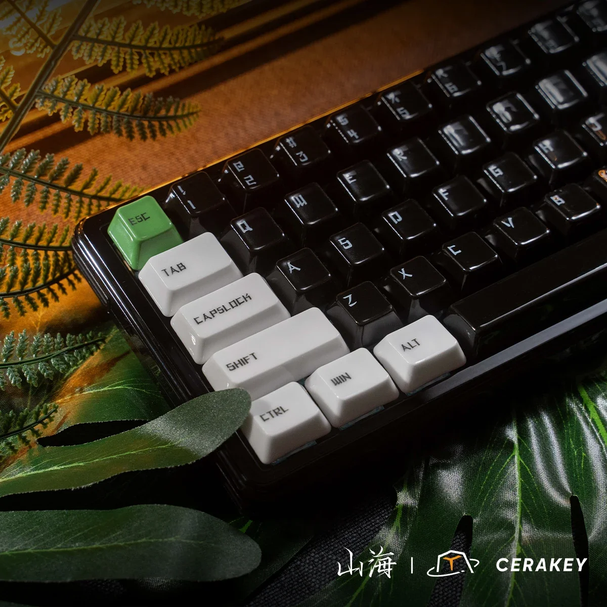 Panda Ceramic Keycaps Set 89 keys Personalized Character  Customization HIFI Sound Adaptation For 65/75 KeyBoard Keycaps