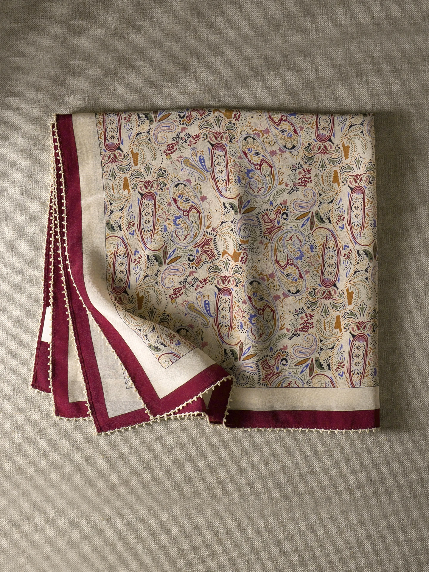 赤いカシューフラワーシルクダブルガーゼスカーフ-レディース新作2026春夏ネクタイ-高級感65スクエアスカーフ-首保護