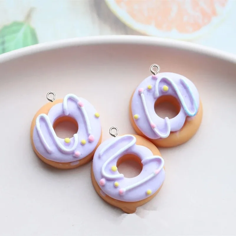 10 قطعة Kawaii اللون دونات الراتنج قلادة Crafts بها بنفسك الحرف لطيف الجوف القرط أساور المفاتيح ديكور الملابس والمجوهرات جعل حلقة سحرية