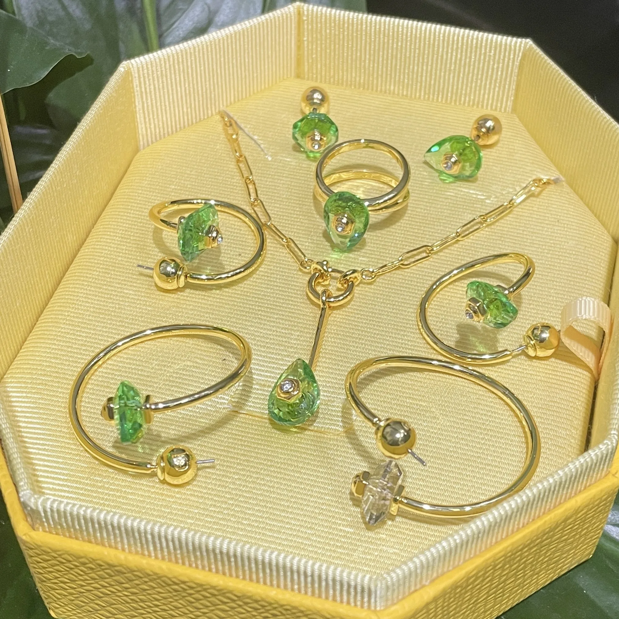 Original Jewelry Crystal 2025 New Sales Trend Set Green Water Drop Pendant Necklace Bracelet Earrings Ring Party Gifts for Women