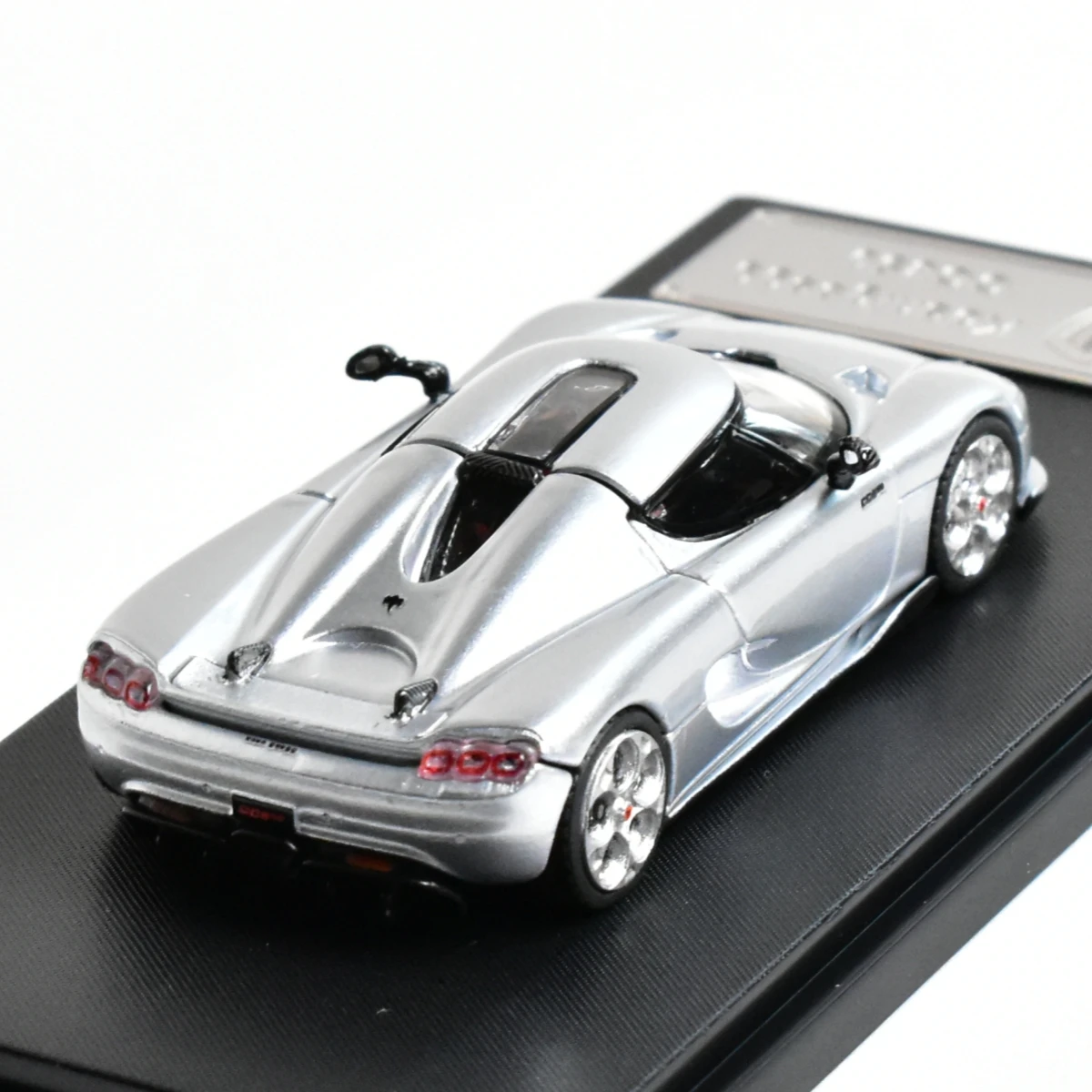 

RM 1:64 Giftable CC850 Collectible Diecast Model Car