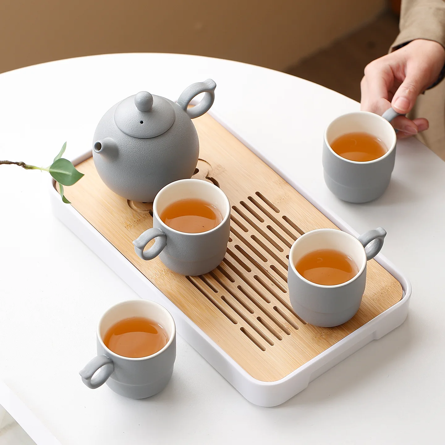 Chinese Cup Simple Modern Living Room Kung Fu Tea Set Small Set Ceramic Teapot One Pot Four Cups Hotel B&B Light Luxury Tea Set