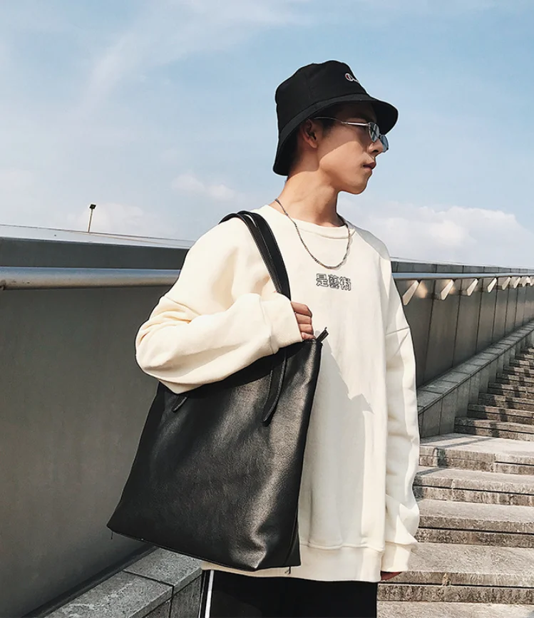 Fashion Men's Bag Large Capacity Soft Leather Shoulder bag High Quality Outdoor Waterproof Computer BAG Designer Luxury Handbags