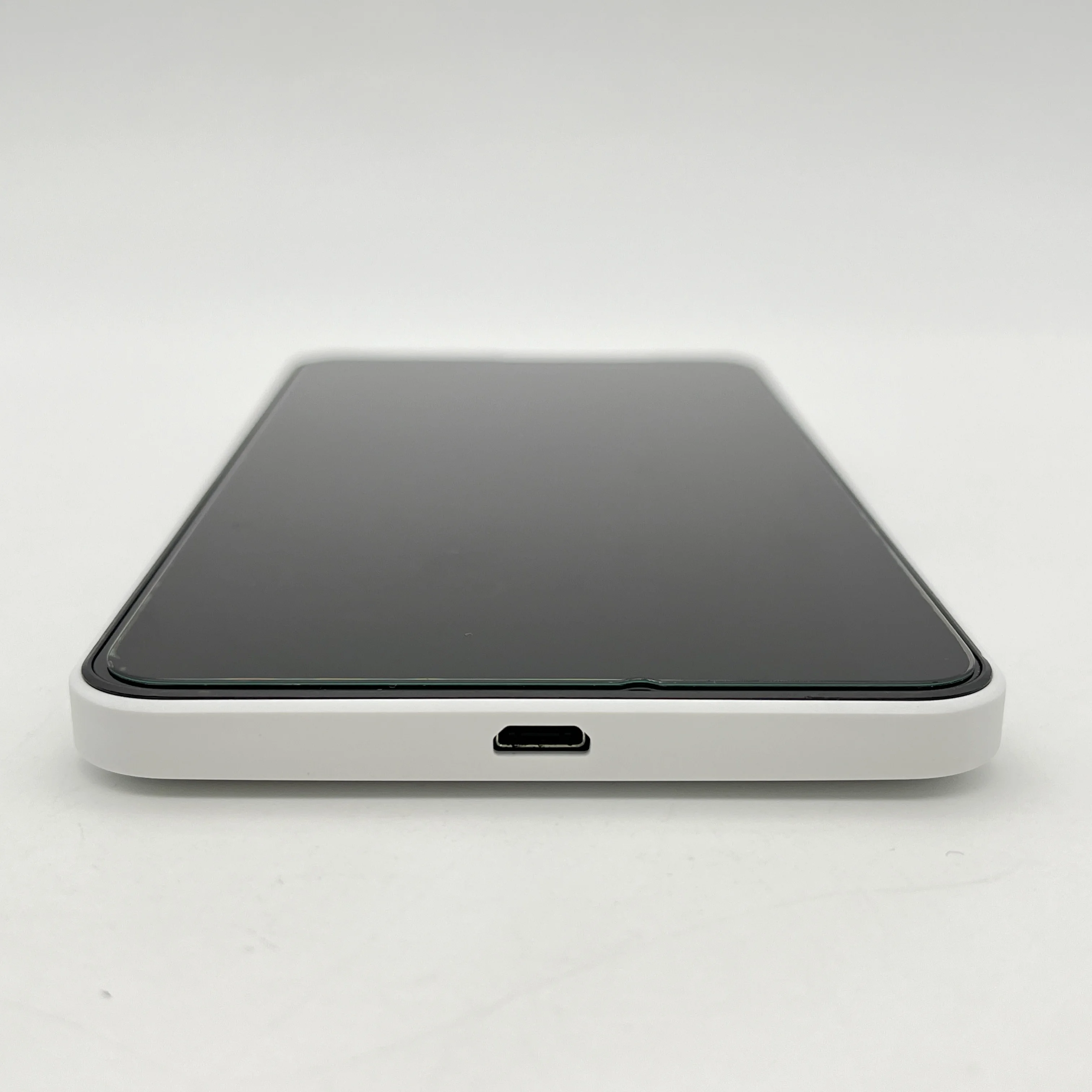 هاتف محمول Microsoft Lumia 640 XL الأصلي مصنوع في فنلندا غير مقفول يدعم اللغة الإنجليزية وحالة جيدة